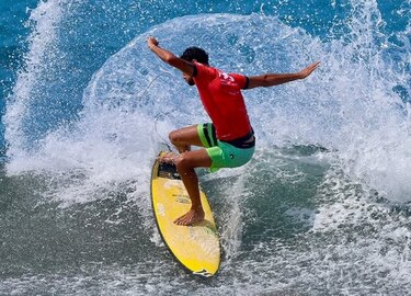 Santa Catalina recibe a los mejores surfistas en la segunda válida