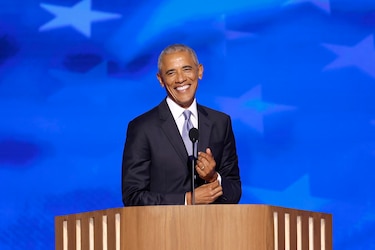 Obama dice que ‘Estados Unidos está listo para un nuevo capítulo’ con Harris como presidenta