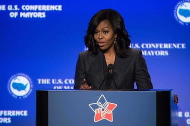 Michelle Obama anuncia avances para familias de militares
