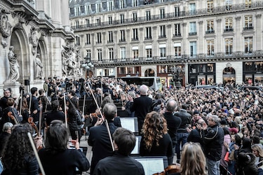 La Navidad se tiñe de huelga en Francia