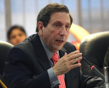 Núñez Fábrega realizará extensa gira internacional en 2014