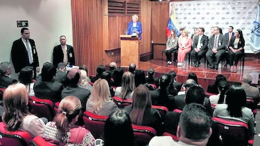 Fiscal general ‘reconoce’ ruptura democrática