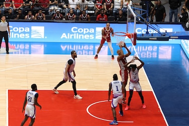 Cubanos lamentan los detalles finales en la derrota ante Panamá en el Roberto Durán