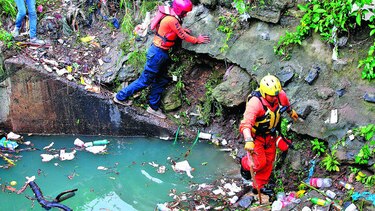 Alcantarillados están saturados de basura