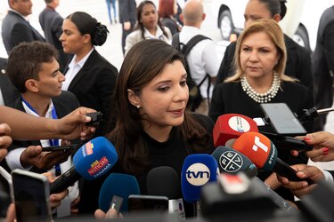 La mesa de salario mínimo: Trabajadores divididos y llamado a la prudencia 