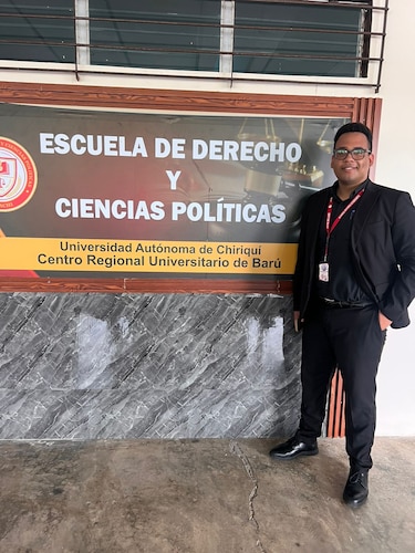 El clamor de los estudiantes de la Unachi: exigen la renuncia de la rectora