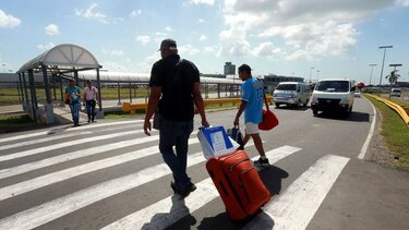 IATA recomienda centrar atención en los pasajeros en los aeropuertos