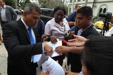 Solicitan a la Corte Suprema de Justicia investigar al magistrado Erasmo Pinilla
