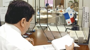$2,912 millones en salarios del Estado