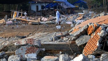 Arrestan a siete responsables del incendio en templo de la India