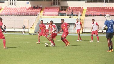Selección entrenó ayer a todo vapor