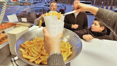 Guerra contra la comida chatarra en el transporte