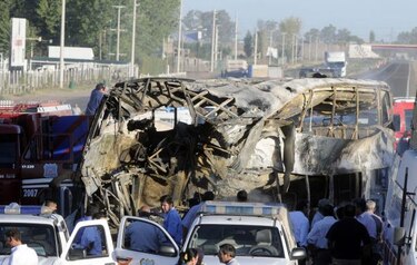 Se eleva a 19 el saldo de muertos por accidente en Argentina