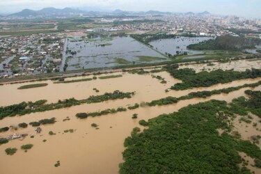 Asciende a 39 número de muertos por lluvias en Brasil