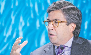 De negocios, riquezas y poder económico