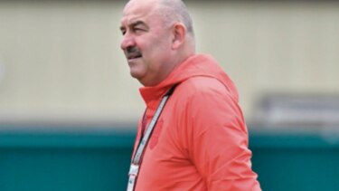 Seleccionador ruso señala que no se dejan llevar por la euforia