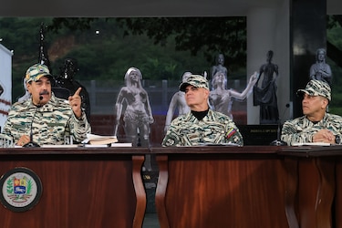 Padrino López anuncia que Venezuela reforzará presencia militar en estados caribeños