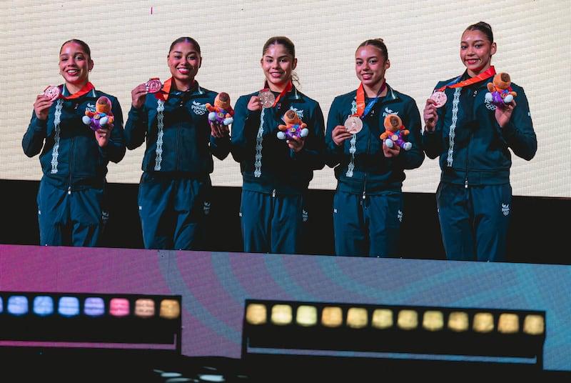 Gimnasia femenina abre el medallero y Avendaño brilla con tres preseas en ajedrez en Juegos Suramericanos
