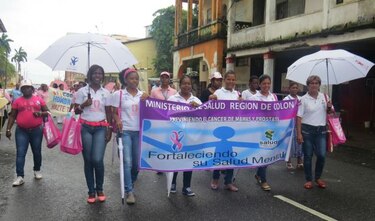 Marcha en Colón por el mes de la prevención del cáncer