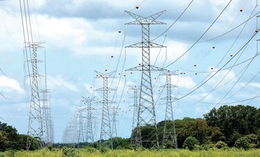 Falta de transparencia afecta modernización del sector eléctrico, advierte Cámara de Comercio