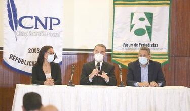 Gremios cierran filas contra amenazas a la libertad de expresión