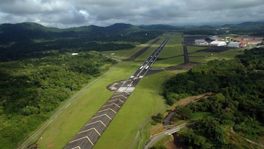 Planean inversiones en aeropuertos provinciales