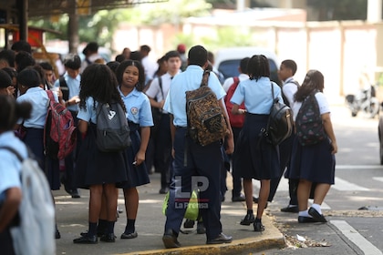 Gobierno impulsa nueva ley educativa y abre debate nacional sobre el sistema de enseñanza