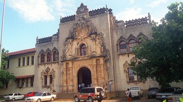 Presentan libro sobre la Escuela Normal Juan Demóstenes Arosemena