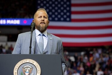 Trump sustituye a su director de campaña a menos de cuatro meses de las elecciones