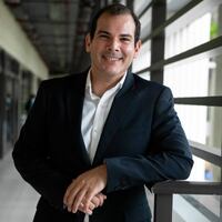 Néstor Solís